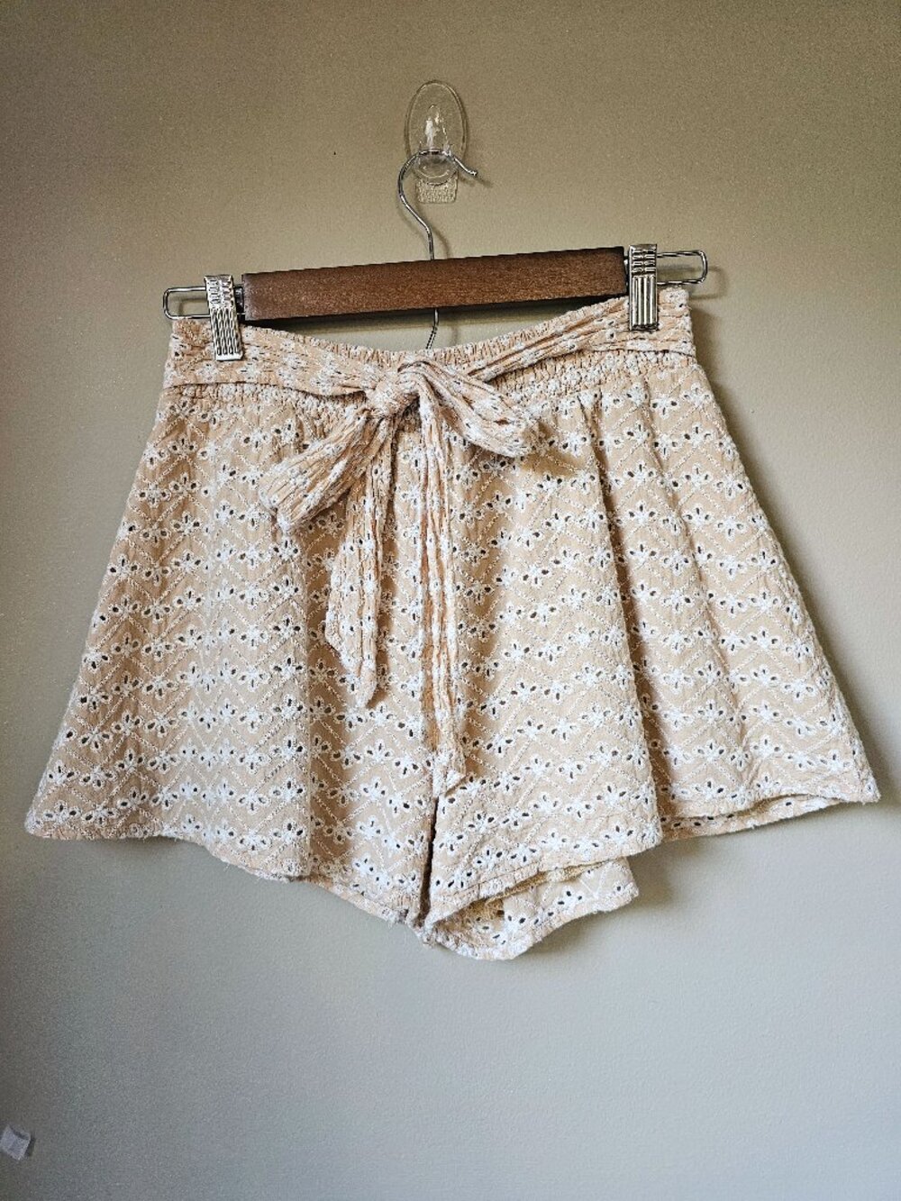 KIRIOUS Eyelet Lace Shorts Beige Tie Waist Boho Summer Size S
